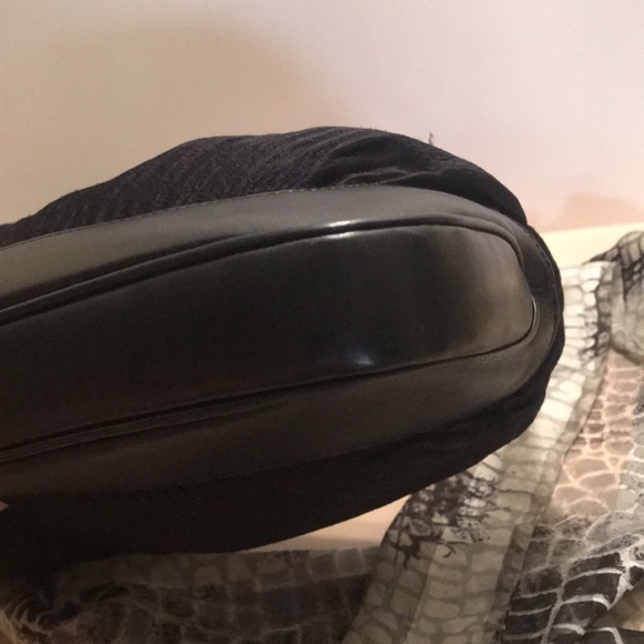 🎉HP🎉 EUC Gucci Jackie O Hobo Bag w/ Black Leather Trim - Picture 6 of 15